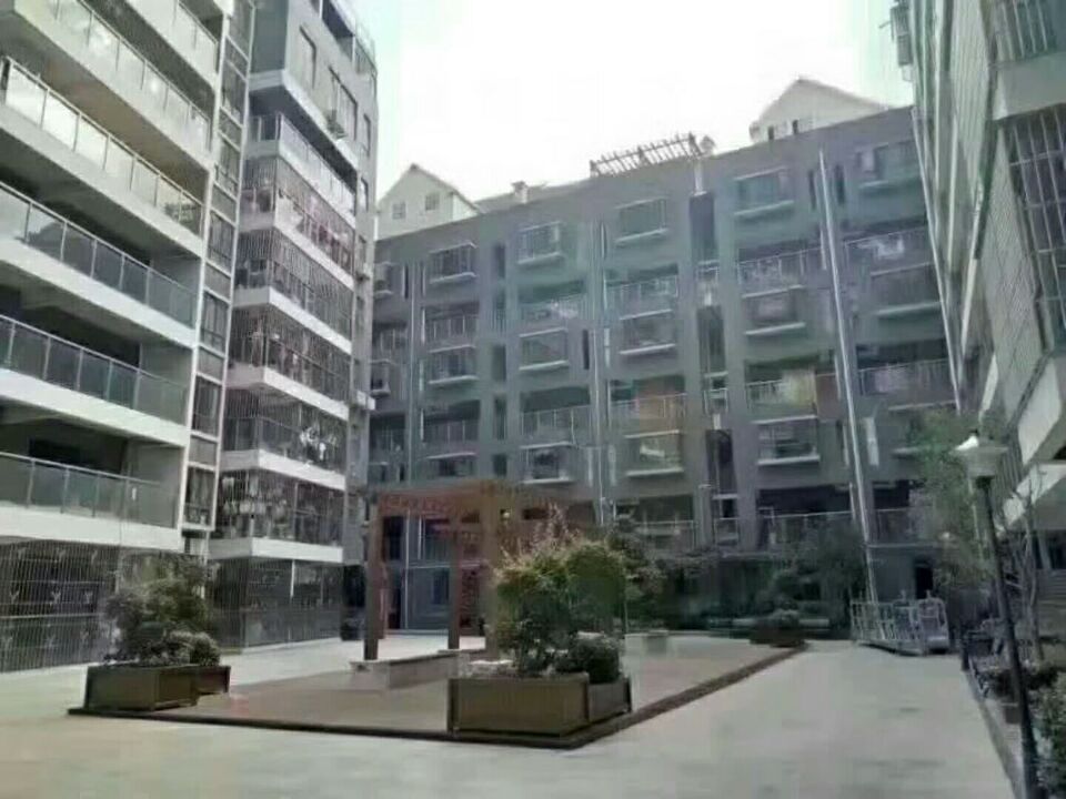 http://www.fang518.com